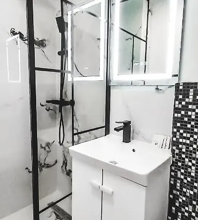 Sun Plaza Oasis With Self Check In And Fast Wifi