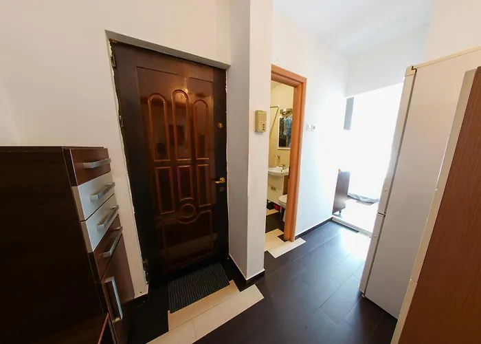 Sun Plaza Oasis With Self Check In And Fast Wifi Apartment